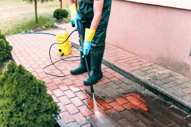Why Choose Our Certified Pressure Washing Experts for Your Project Needs in Center, TX?