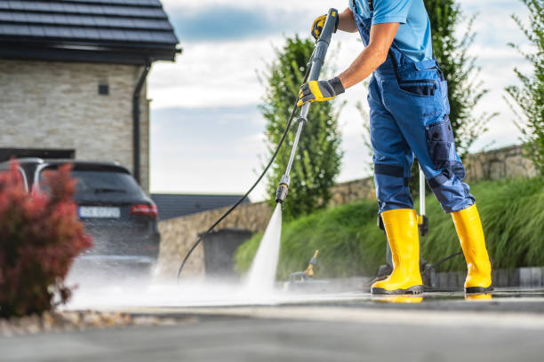 Fence Pressure Washing in Center, TX